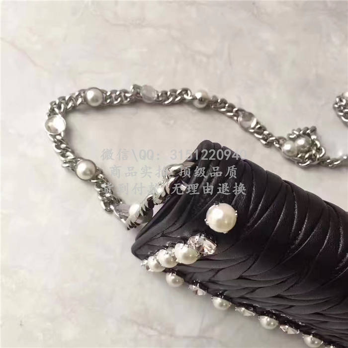 顶级高仿包包缪缪miumiu链条包 5MP001 水钻配珍珠mini软羊革拼合手袋高仿奢侈品