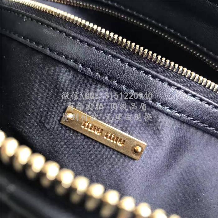顶级高仿包包缪缪miumiu手提包 5BB020 mini提花凸纹绗缝手提包高仿奢侈品