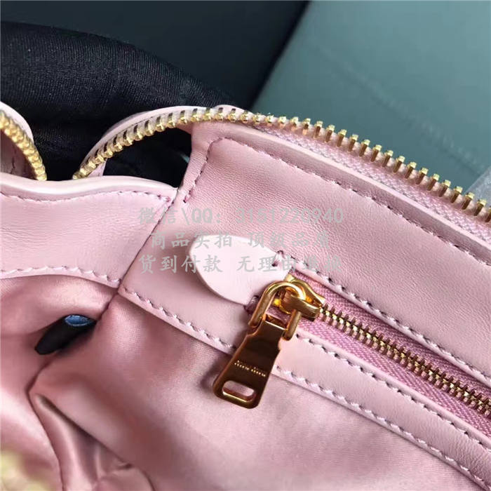 顶级高仿包包缪缪miumiu手提包 5BB020 mini提花凸纹绗缝手提包