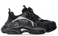 BALENCIAGA/巴黎世家 男士黑色 TRIPLE S SKETCH 运动鞋 536737W3SRB1090