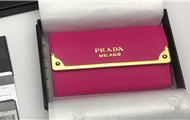 PRADA/普拉达 1MH840 桃红色 短款翻盖钱夹