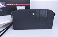 PRADA/普拉达 2VF056 黑色 Saffiano 手包